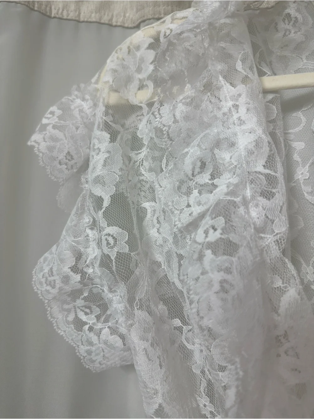 White Floral Lace Robe Ruffle Trim Sheer Short Sleeve Bridal Lingerie Romance OS